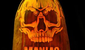 the maniac pumpkin carvers