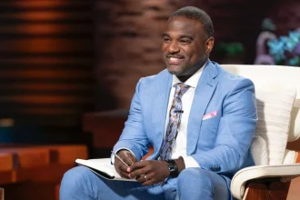 Rashaun Williams About Startup